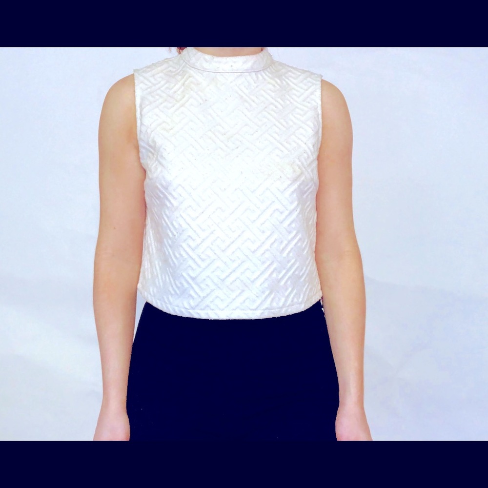White Patterned Crop Top - Picture 2 of 4